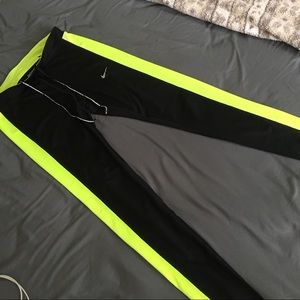 Nike leggings size small
